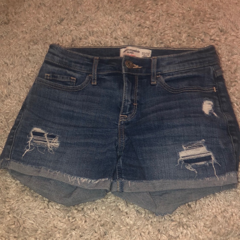 Girls arbercrombie shorts